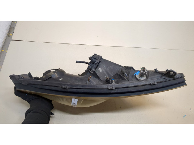 Фара передняя  Toyota Celica 1999-2005 правая 