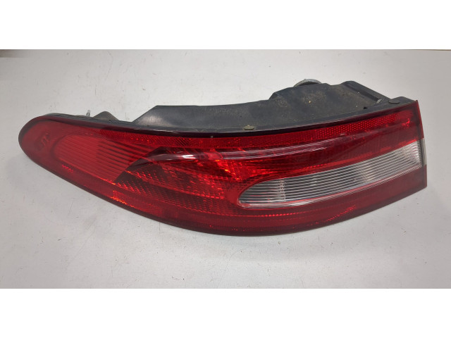 Задний фонарь