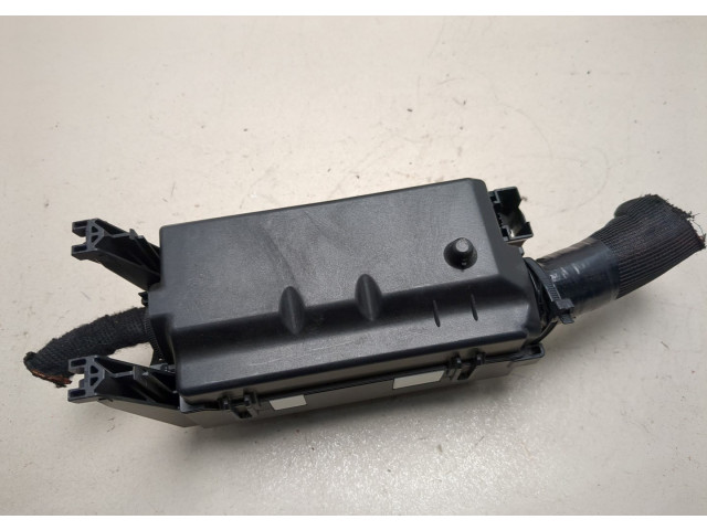 Блок предохранителей Buick Encore GX 2019-2024