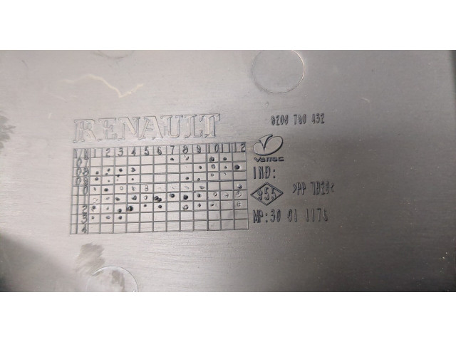 Блок предохранителей  Dacia Duster 2010-2017         