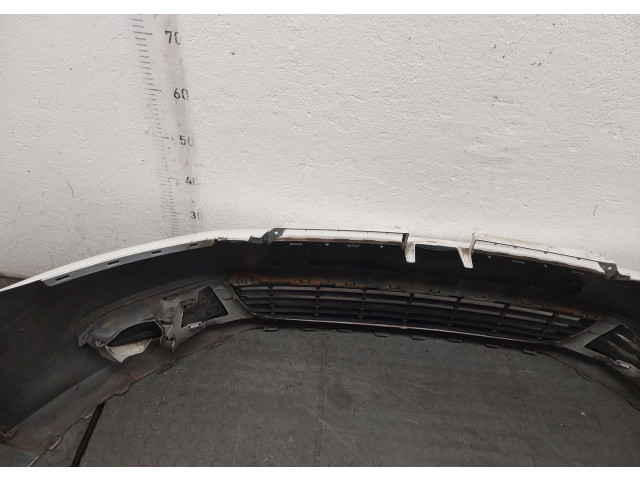 Бампер  Volkswagen Golf 6 2009-2012 передний   5K0807079