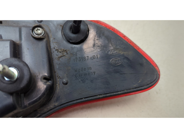 Задний фонарь          