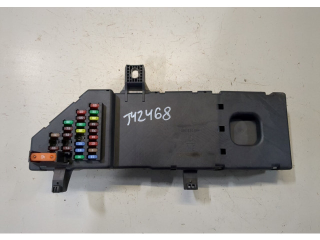 Блок предохранителей  Cadillac BLS 2006-2009         