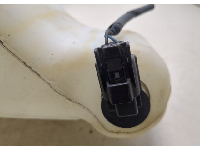 Бачок омывателя Honda Ridgeline 2005-2014