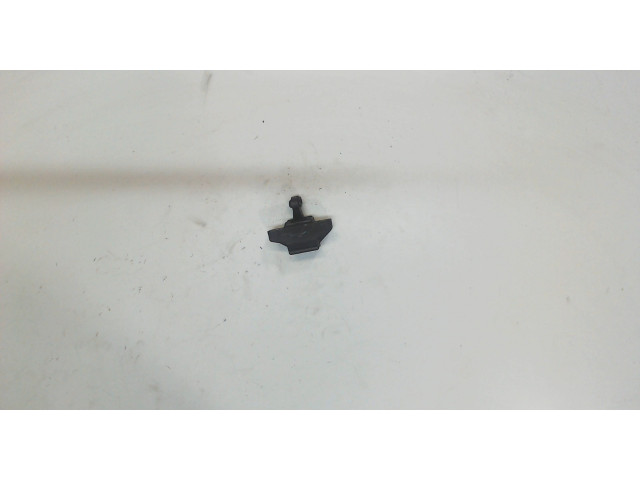 Замок багажника  Renault Clio 1991-1998       