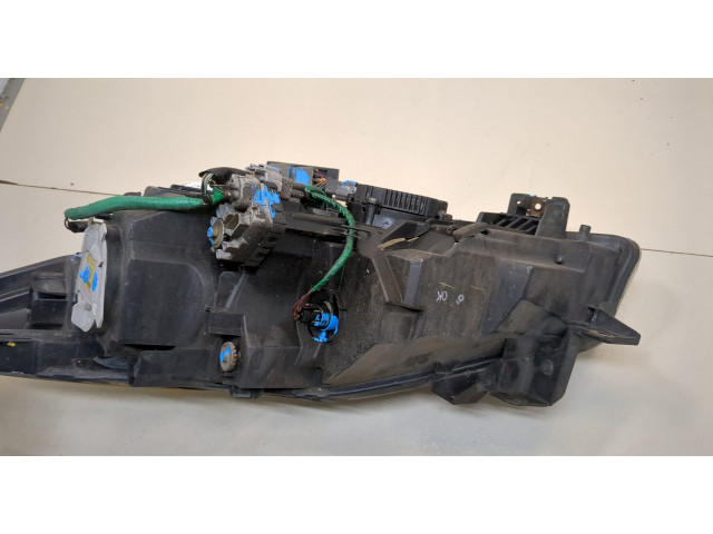 Фара передняя Mazda 3 (BL) 2009-2013 правая