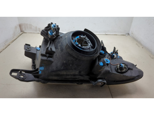 Фара передняя  Mitsubishi Pajero / Montero 2000-2006 левая 