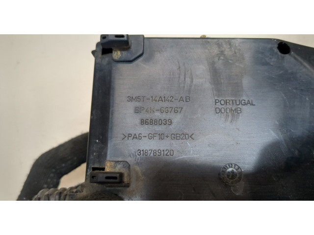 Блок предохранителей Ford Focus 2 2005-2008