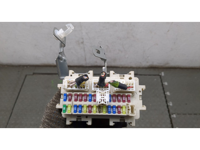 Блок предохранителей  Infiniti QX56 2010-2013         