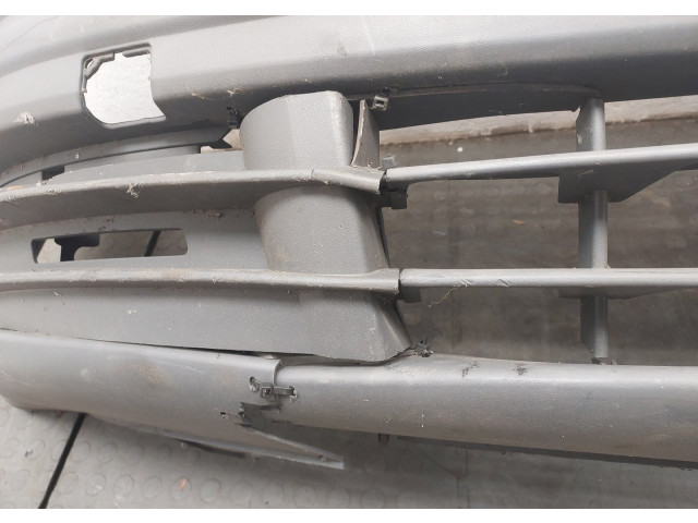 Бампер Volkswagen Caddy 2004-2015 передний