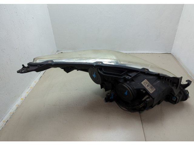 Фара передняя  Peugeot 5008 2009-2016 левая 