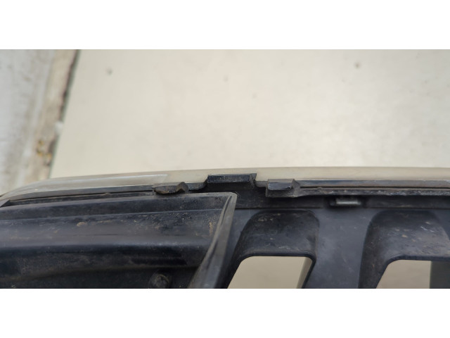 Решетка радиатора  Mercedes ML W164 2005-2011          A1648800685