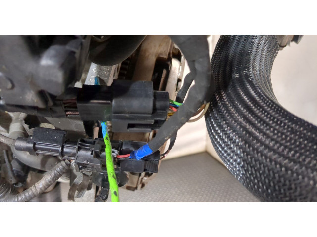 Форсунка топливная  KIA Ceed 2012-2018    3531004AA0     