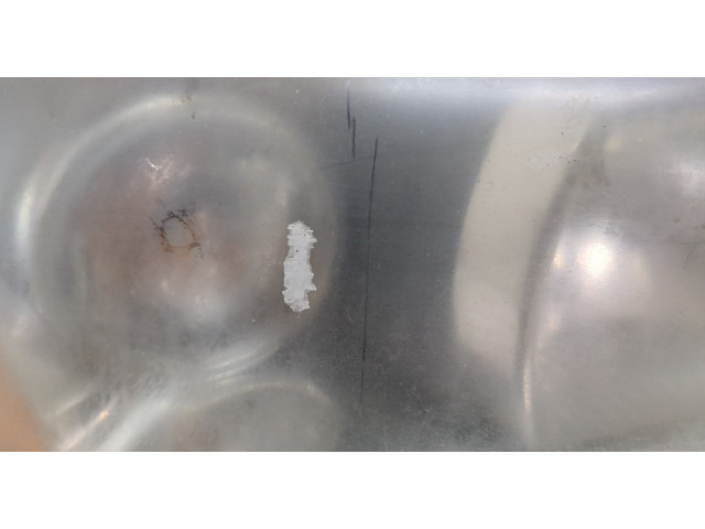 Фара передняя  Volvo V70 2001-2008 правая 