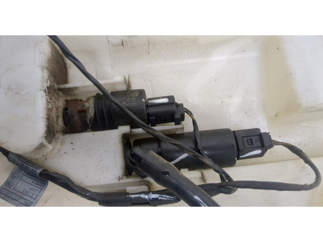 Бачок омывателя  BMW X6 E71 2007-2014 61667190999, 7190999   