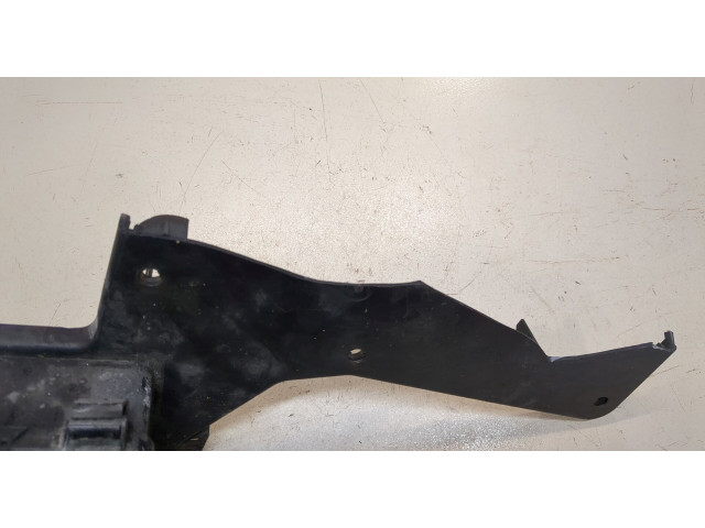 Блок предохранителей  Volkswagen Transporter 5 2003-2009      7H0907300   