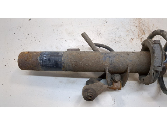 Стойка амортизатора BMW 3 E90, E91, E92, E93 2005-2012