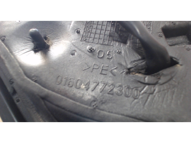 Зеркало боковое  Lancia Delta 2008-2014  правое            01604772300