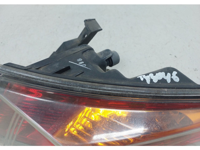 Задний фонарь