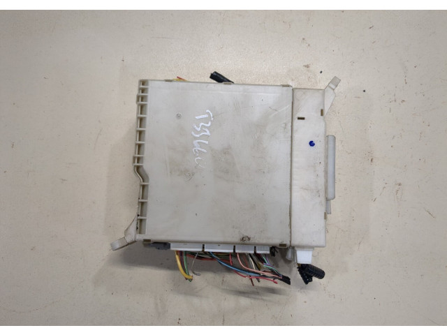 Блок предохранителей  Lexus IS 2005-2013          2.2