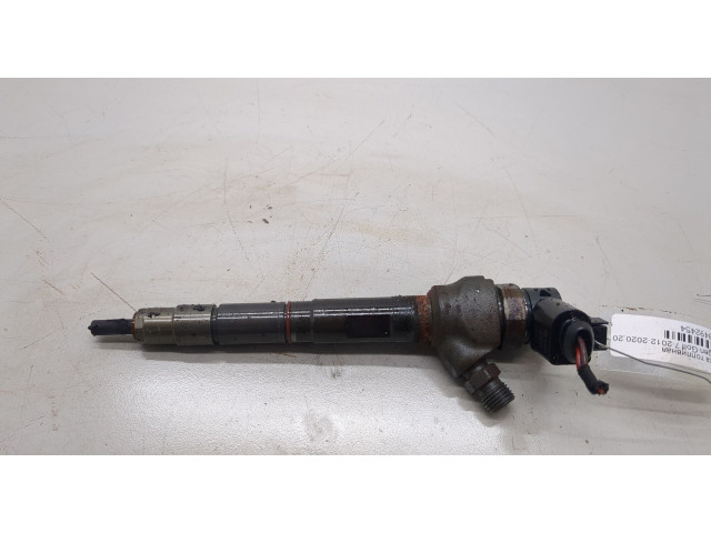 Форсунка топливная Volkswagen Golf 7 2012-2020 04L130277AJ