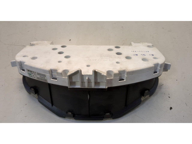 Панель приборов  Volvo V50 2004-2012            