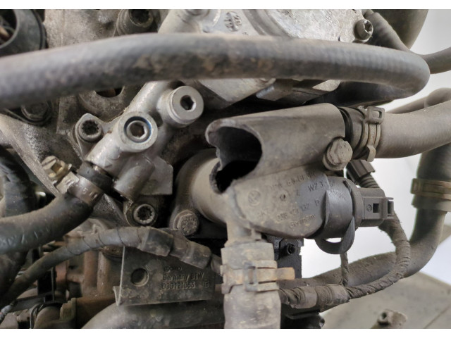 Форсунка топливная Volkswagen Caddy 2004-2015