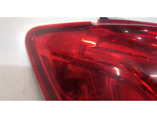 Задний фонарь Mitsubishi ASX