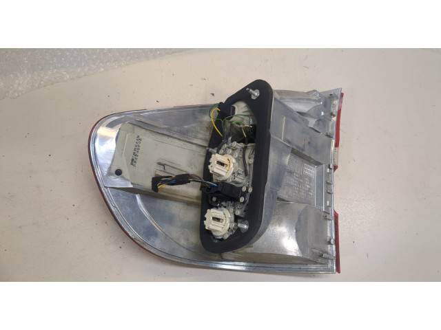 Задний фонарь          