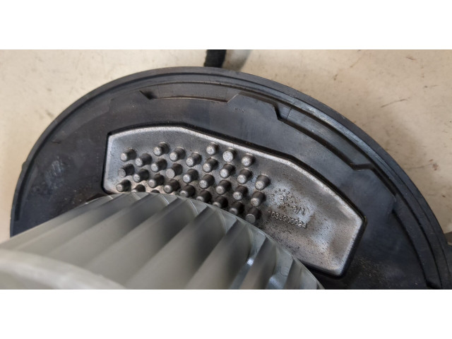 Моторчик печки  Volkswagen Atlas 2017-2020        