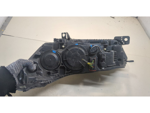 Фара передняя Citroen C5 2008-2017 правая