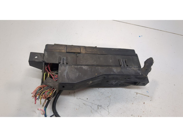 Блок предохранителей Mazda Tribute 2001-2007