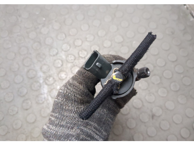 Форсунка топливная  KIA Sportage 2004-2010    0445110258     