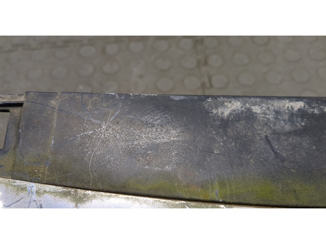 Решетка радиатора Saab 900 1993-1998