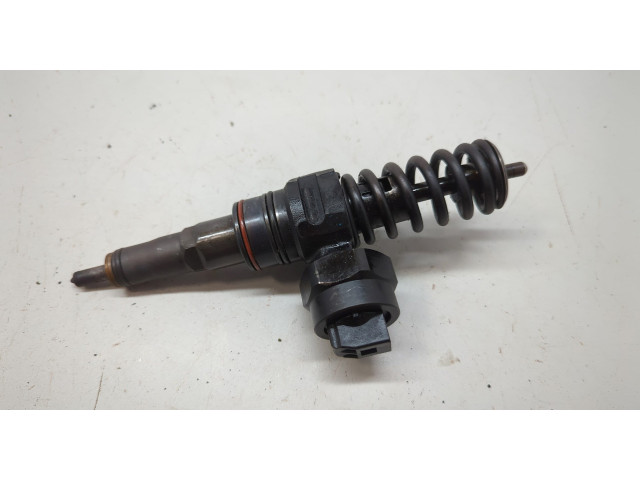 Форсунка топливная Audi A6 (C5) 1997-2005 045130073T