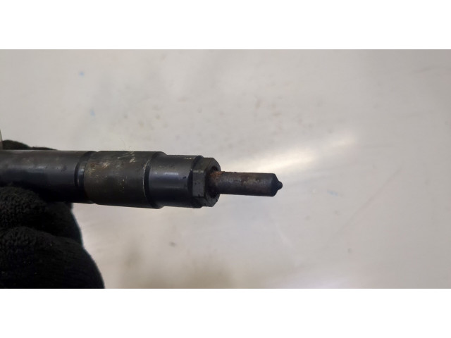 Форсунка топливная Mitsubishi ASX 1465A323