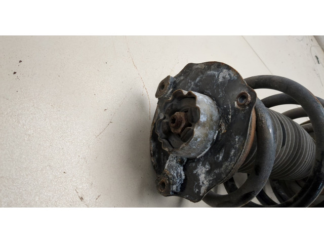 Стойка амортизатора  Cadillac XT5 2016-2019 84049732, 23107895     