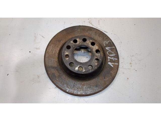 Диск тормозной  Volkswagen Passat CC 2008-2012   задний         