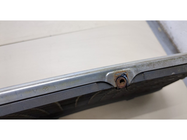 Решетка радиатора Mercedes E W210 1995-2002