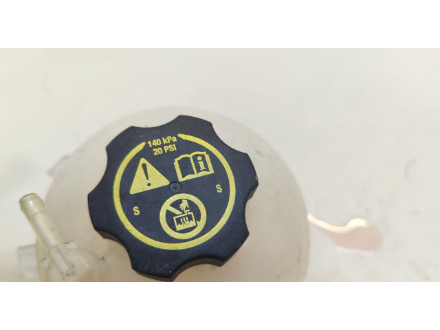 Бачок расширительный Cadillac XT4 2018-2023 23386455