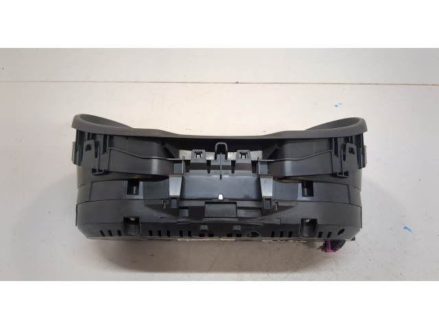 Панель приборов Skoda Octavia (A7) 2013-2023