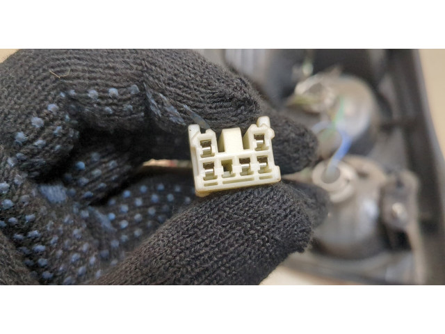 Задний фонарь Mazda 323 (BJ) 1998-2003