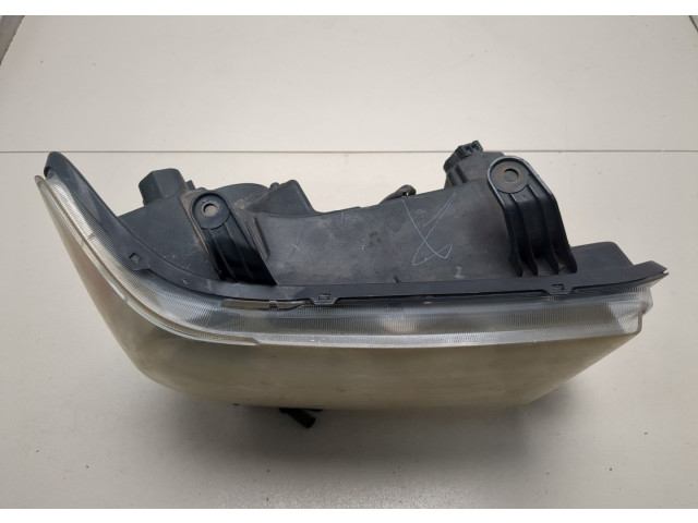 Фара передняя Toyota Sequoia 2008- правая