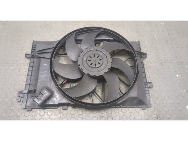 Вентилятор радиатора  Mercedes C W203 2000-2008           