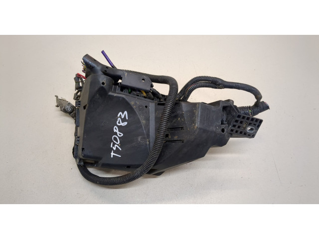 Блок предохранителей  Ford Fusion 2002-2012         