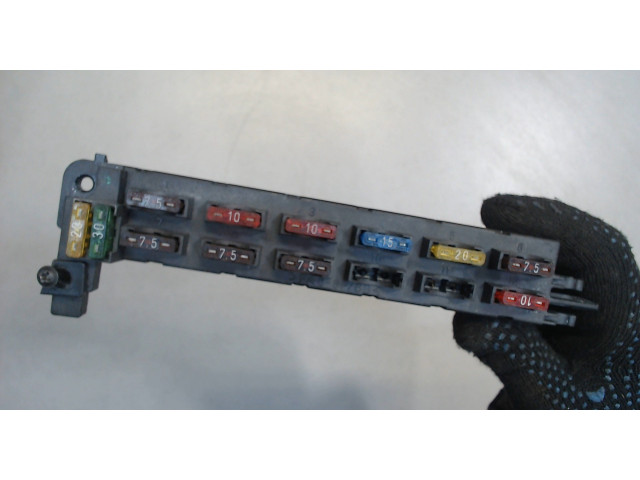 Блок предохранителей  Mercedes C W202 1993-2000      A025450801     2