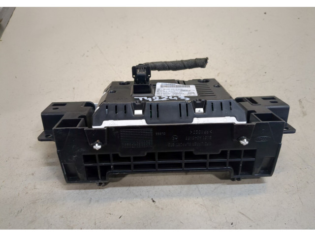 Дисплей бортового компьютера  Ford Focus 3 2011-2015        