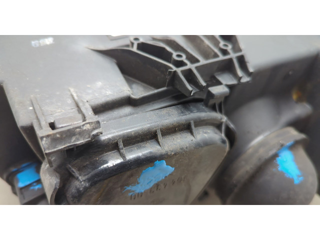 Фара передняя  Volkswagen Passat 5 2000-2005 левая 