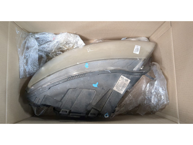 Фара передняя  Audi A6 (C6) 2004-2011 левая 