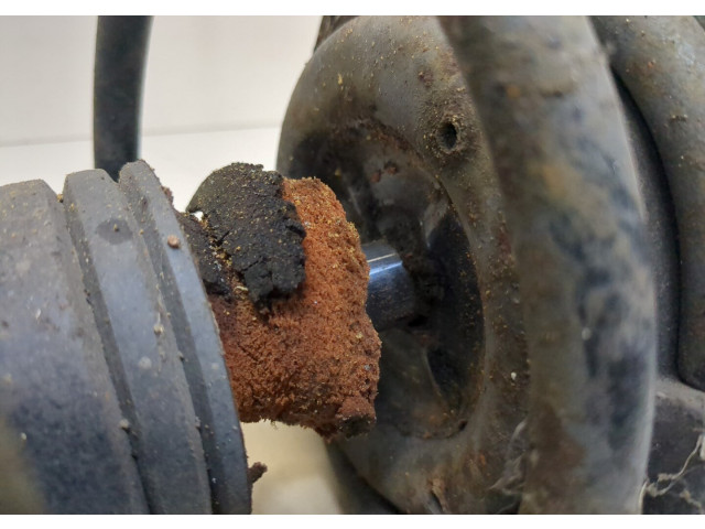 Стойка амортизатора BMW Z3 111500115479 1.9 бензин